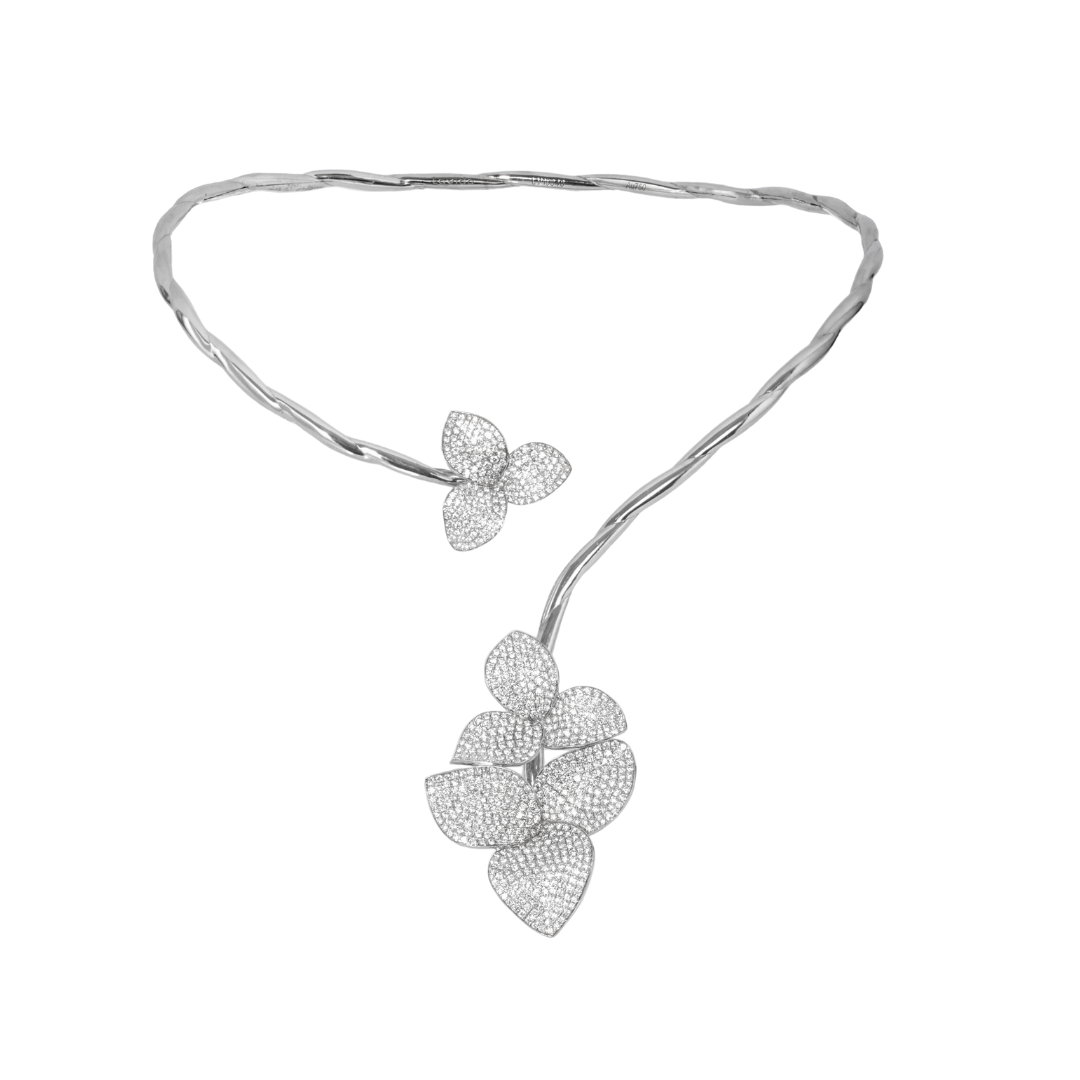 Regina 3 Flower Choker